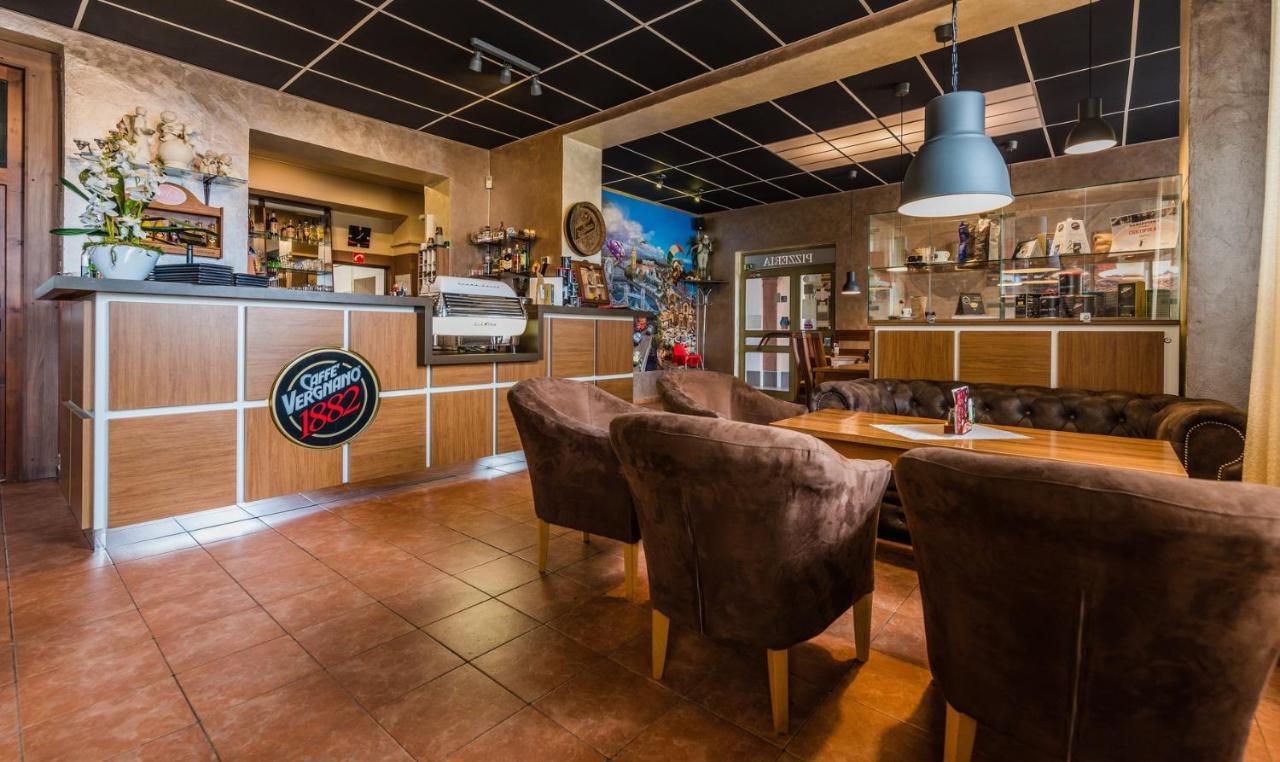 罗海克酒店 Trstená 外观 照片